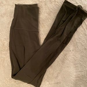 Lululemon wanderlust green leggings